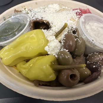 Garbanzo Mediterranean Fresh - Build your own bowl to-go; outstanding! - Greek Near Me - Boardman, Ohio Garbanzo Mediterranean Fresh - Build your own bowl to-go; outstanding! - Greek Near Me - Boardman, Ohio