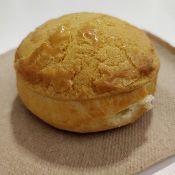Milu - Pineapple bun - Chinese Near Me - New York, New York Milu - Pineapple bun - Chinese Near Me - New York, New York