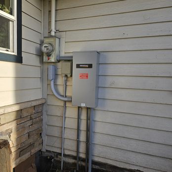 Pacific Northwest Electric - A generator automatic transfer switch installed by PNWE. - Electricians Near Me Pacific Northwest Electric - A generator automatic transfer switch installed by PNWE. - Electricians Near Me