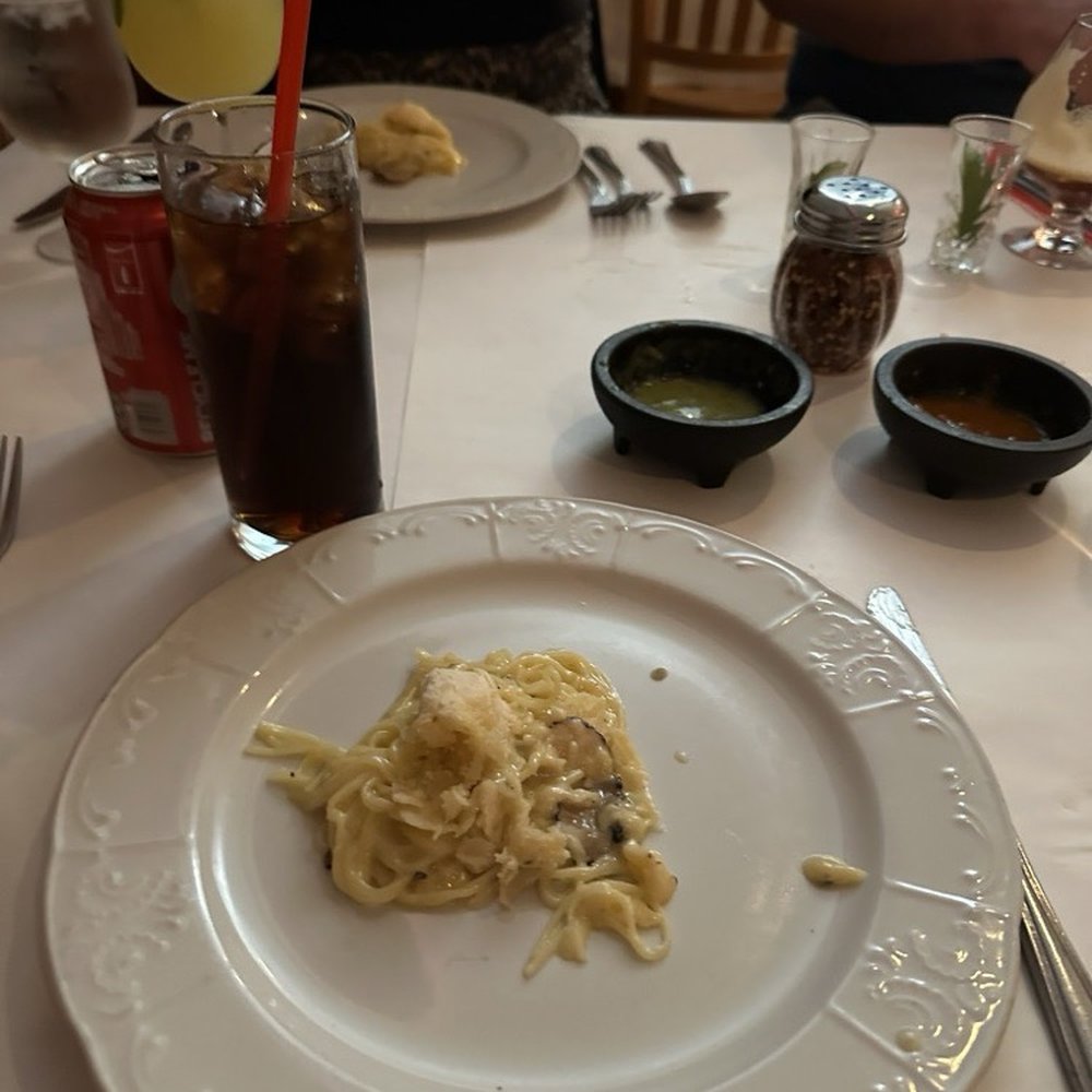 El Barzon - Truffle fettuccine appetizer - Italian Near Me - Detroit, Michigan El Barzon - Truffle fettuccine appetizer - Italian Near Me - Detroit, Michigan