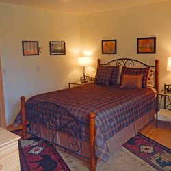 Alaskan Viewpoint Lodge - Alaska Paper Birch Bedroom