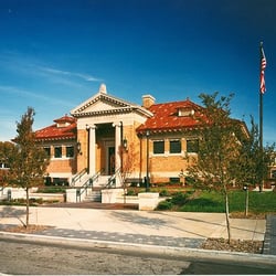 Cincinnati and Hamilton County Public Library- Corryville - Outside view of the Corryville branch Library
