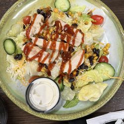 Wild Rose Tavern - Bbq chicken salad