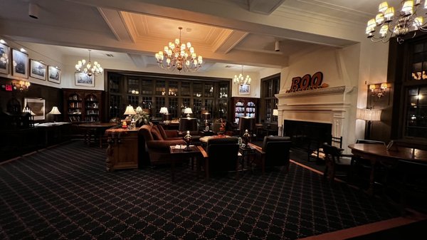 The University Club of Saint Paul by null