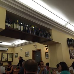Trattoria 'A Pignata - Sehr Italienisch, laut, hell, LECKER!
