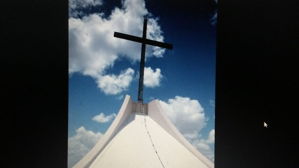 Slide of Payton Roofing