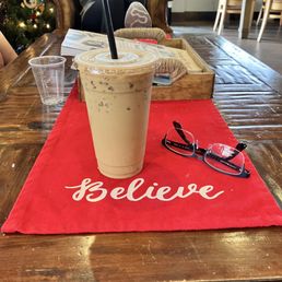 Iced Honey Vanilla Latte