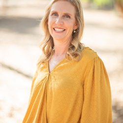 Lake Forest Oral Surgery - Kathy is our Office Coordinator.