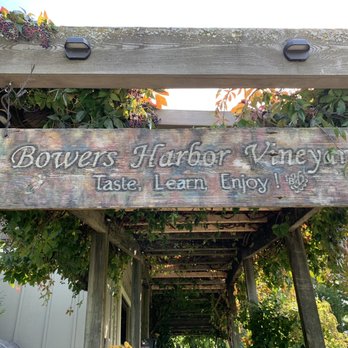Bowers Harbor Vineyards - Wineries Near Me - Traverse City, Michigan Bowers Harbor Vineyards - Wineries Near Me - Traverse City, Michigan