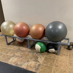 Gold's Gym - Large balls- weighted or not