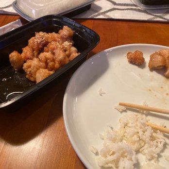 Thai Tempo - Sesame chicken. White rice. No veg.  $15 Fried rice?  $8 upcharge. - Delis Near Me - Shakopee, Minnesota