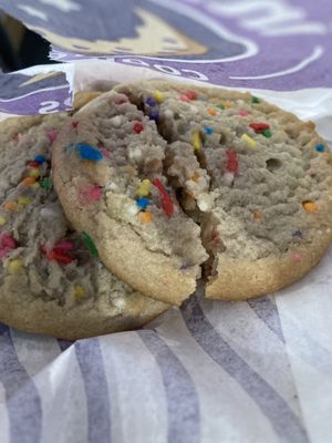 Insomnia Cookies by null