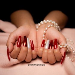 Nailsbylupitalopez