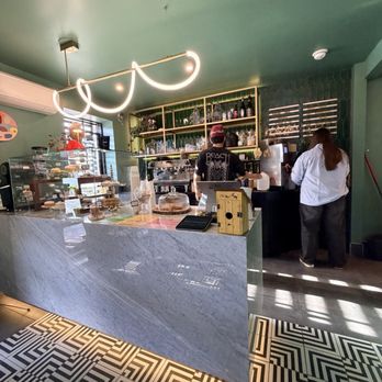 Boxcar Coffee Shop - Cafes Near Me - Edmonton, Alberta