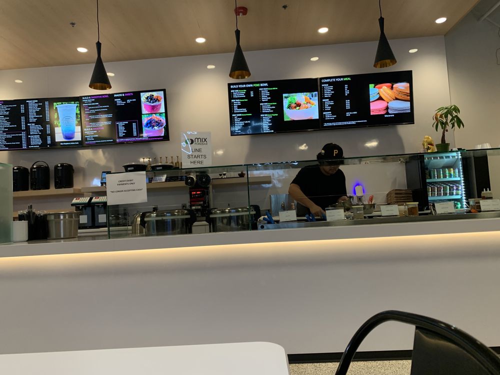 MIX POKE BAR Updated September 2024 40 Photos & 56 Reviews 10306