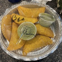 Marianas Pizzeria & Latin Grill - Empanadas