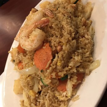 Bangkok Basil - Curry fried rice - Thai Near Me - Redmond, Washington