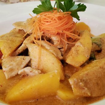 D Thai Kitchen - Mango chicken - Thai Near Me - Croton-on-Hudson, New York D Thai Kitchen - Mango chicken - Thai Near Me - Croton-on-Hudson, New York