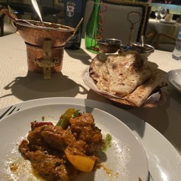 Kadai Chicken and Garlic Nan