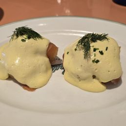 salmon benedict ($32) salmon benedict ($32)