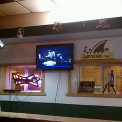 Sidelines Sports Bar - Support your Big 10 school