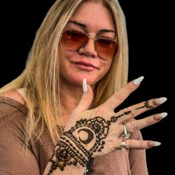 Henna tattoos