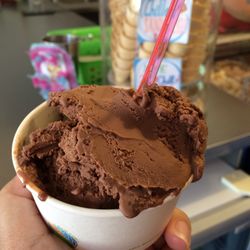 2Chill Squamish Gelato Spot - Chocolate peanut butter