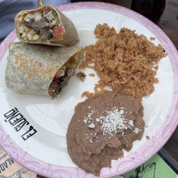 El Sueño - California burrito - Mexican Near Me - San Diego, California El Sueño - California burrito - Mexican Near Me - San Diego, California