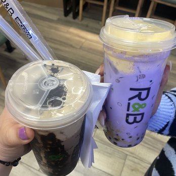 R&B Tea - Nitro - Oreo Chocolate Nitro Black Milk Tea w/ Tiramisu Taro Milk Tea - Bubble Tea Near Me - Milpitas, California