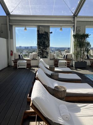 Mondrian Los Angeles by null