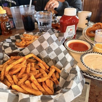 Black Bear Diner Reno - Sweet Potato Fries (940 cal) French Fries (790 cal) Sweet Potato Fries (880 cal) - American Near Me - Reno, Nevada Black Bear Diner Reno - Sweet Potato Fries (940 cal) French Fries (790 cal) Sweet Potato Fries (880 cal) - American Near Me - Reno, Nevada