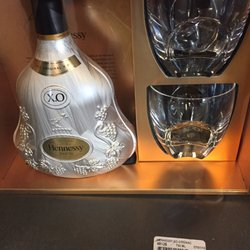 Liquor Store - So pretty