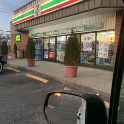 7-Eleven - Outdoor 7-eleven