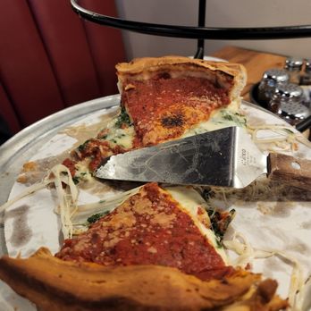 Giordano's - Pizza Near Me - Kissimmee, Florida