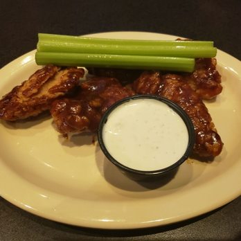 Winking Lizard - Boneless Wings (BBQ) - American Near Me - Independence, Ohio