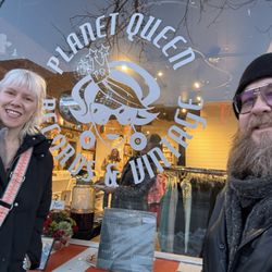 Planet Queen Records & Vintage