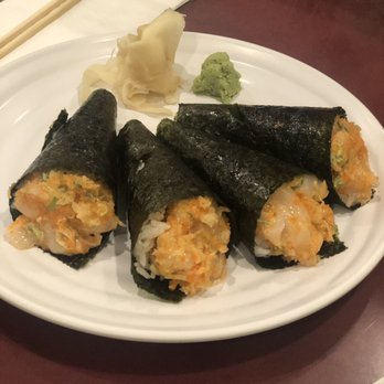 Nagahama - Spicy Crunchy Scallop Hand Roll (yum!!!) - Japanese Near Me - Long Beach, New York Nagahama - Spicy Crunchy Scallop Hand Roll (yum!!!) - Japanese Near Me - Long Beach, New York