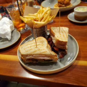 Maggie McFly's | Springfield - Turkey club - American Near Me - Springfield, Virginia