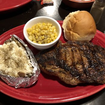 Easley Cattle Company - Steakhouses Near Me - Canton, Texas