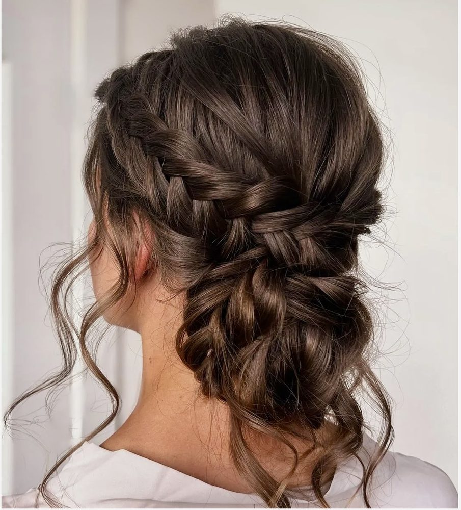 Whimsical Hair & Make Up by Lisa D Long Logo