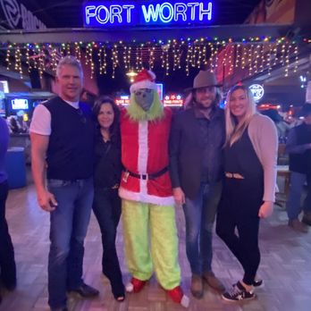 Billy Bob's Texas - Christmas spirit with creepy Grinch - Music Venues Near Me - Fort Worth, Texas Billy Bob's Texas - Christmas spirit with creepy Grinch - Music Venues Near Me - Fort Worth, Texas