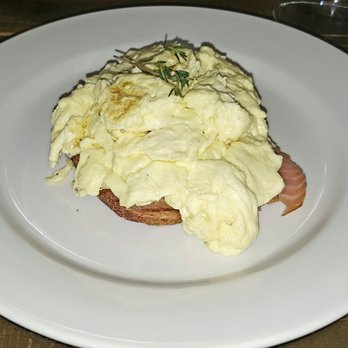 Saraghina Restaurant - Pizza Near Me - Brooklyn, New York Saraghina Restaurant - Pizza Near Me - Brooklyn, New York