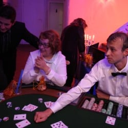SeminarPool - Ricks Casino. SeminarPooler spielen auch gern.