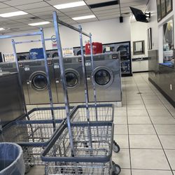 Cyclone Laundry & Internet Cafe
