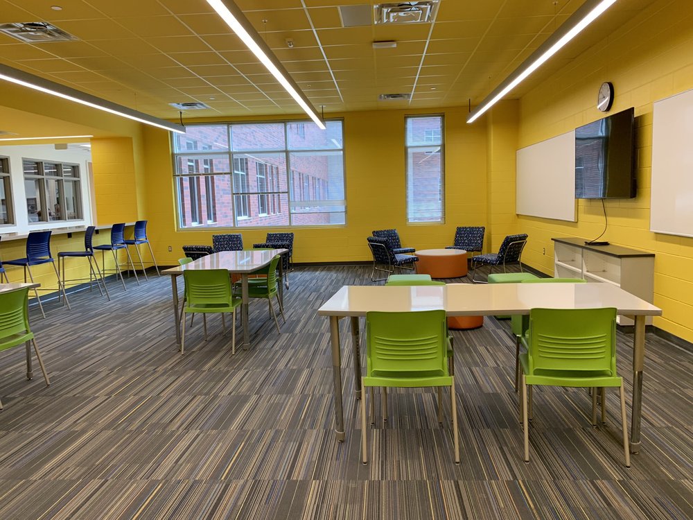 APEX HIGH SCHOOL Updated April 2024 25 Photos 1501 Laura Duncan