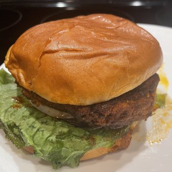 Will's Northwoods Inn - Grilled chicken sandwich sans tomato: another great food choice. - Sports Bars Near Me - Chicago, Illinois Will's Northwoods Inn - Grilled chicken sandwich sans tomato: another great food choice. - Sports Bars Near Me - Chicago, Illinois