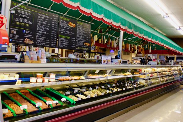 Sam's Italian Deli & Market by null