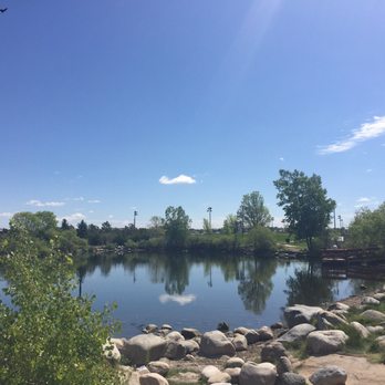Redstone Park - Lake - Parks Near Me - Highlands Ranch, Colorado