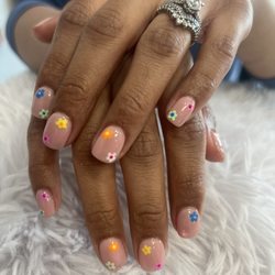 Nail Studio Plus - Short and design