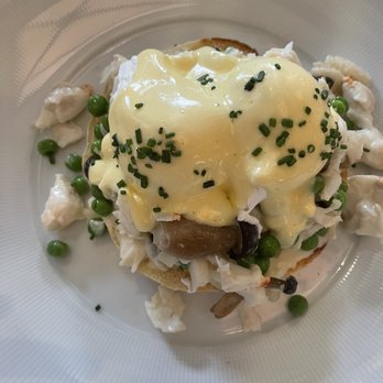 Bouchon - Benedicte au crabe - French Near Me - Las Vegas, Nevada
